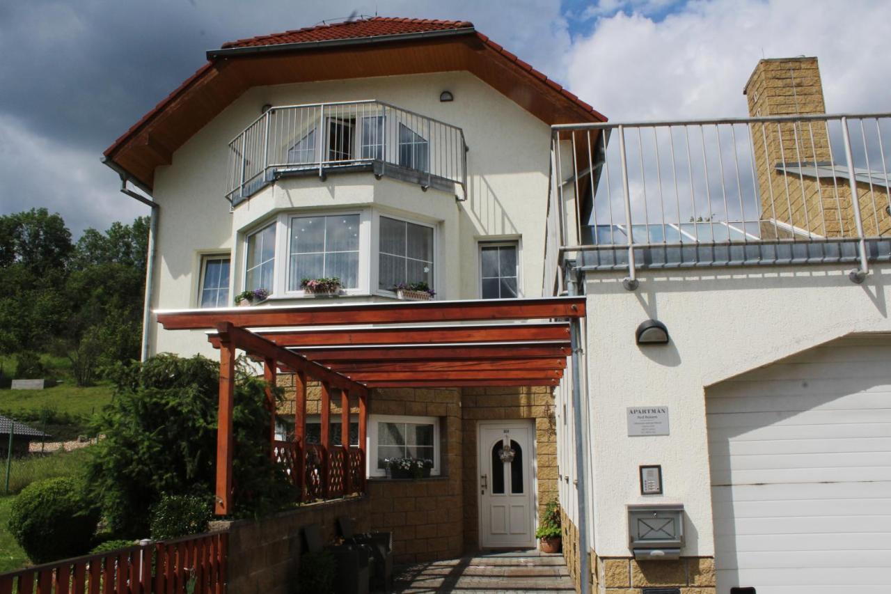 Sušice Apartman "Pod Rokem" מראה חיצוני תמונה